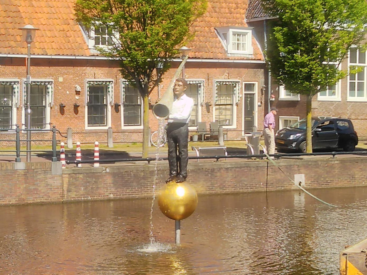 Mann mit F�llhorn (Sneek)